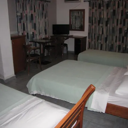 Hlidi Hotel 2*