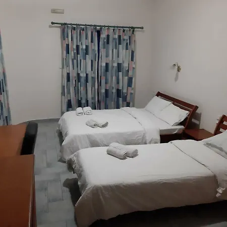 Hlidi Hotel 2*